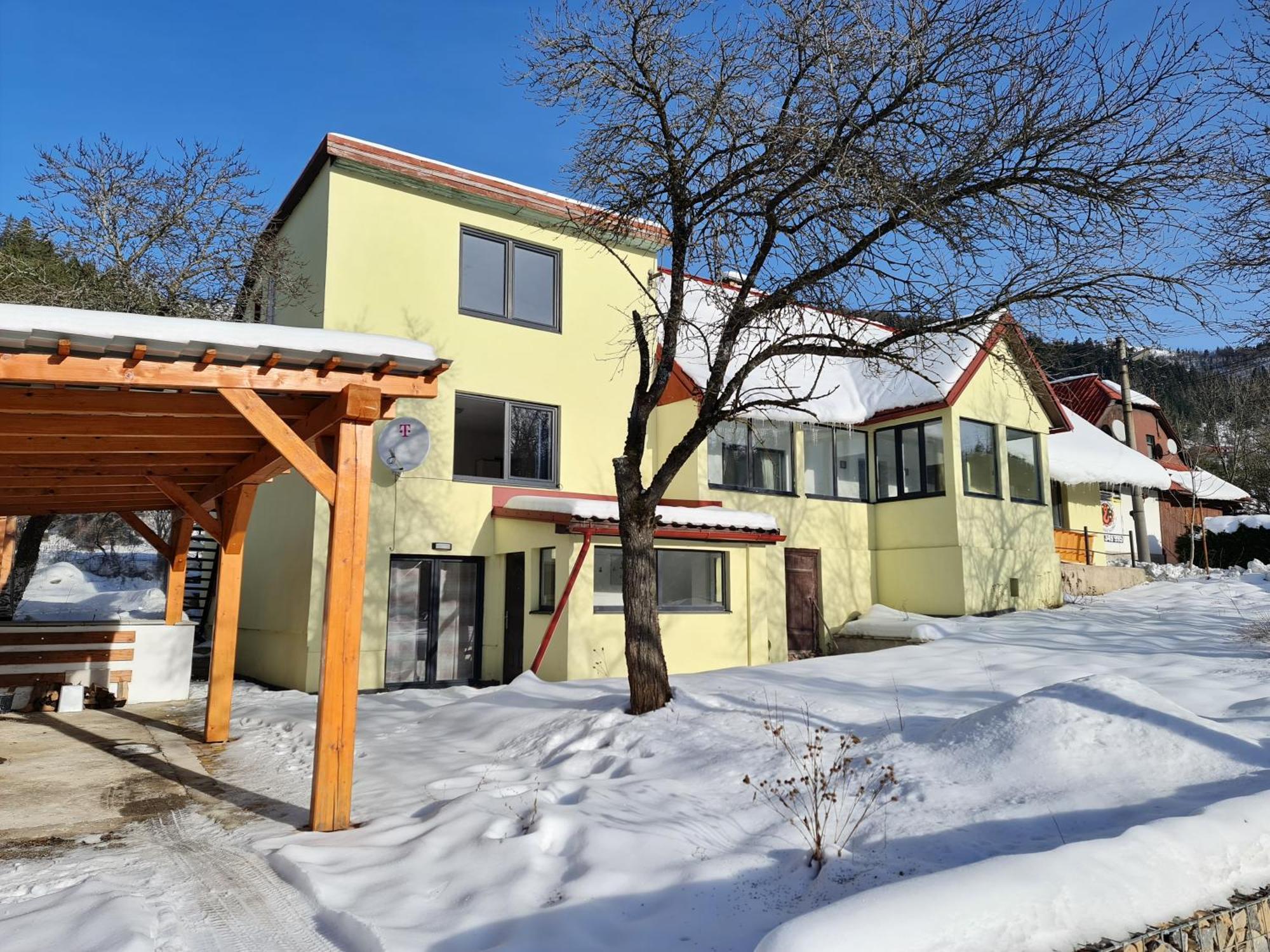 Cely Apartmanovy Dom Donovaly-Hanesy Exterior photo